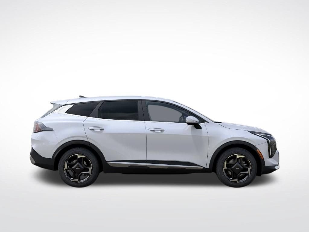 New 2026 Kia Sportage EX FWD image 8