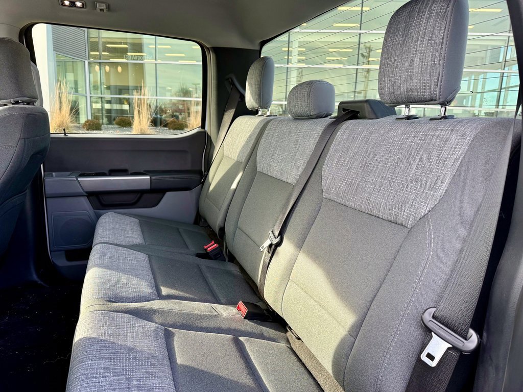 Used 2023 Ford F250 XLT w/ FX4 Off-Road Package image 10