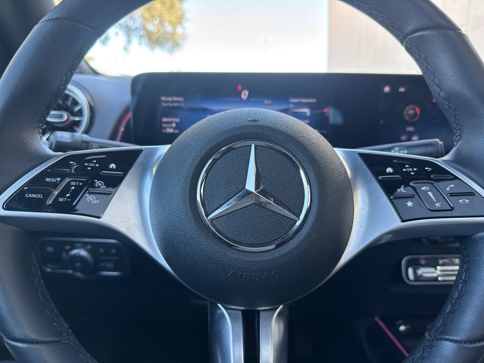 Certified 2026 Mercedes-Benz GLB 250 4MATIC image 23