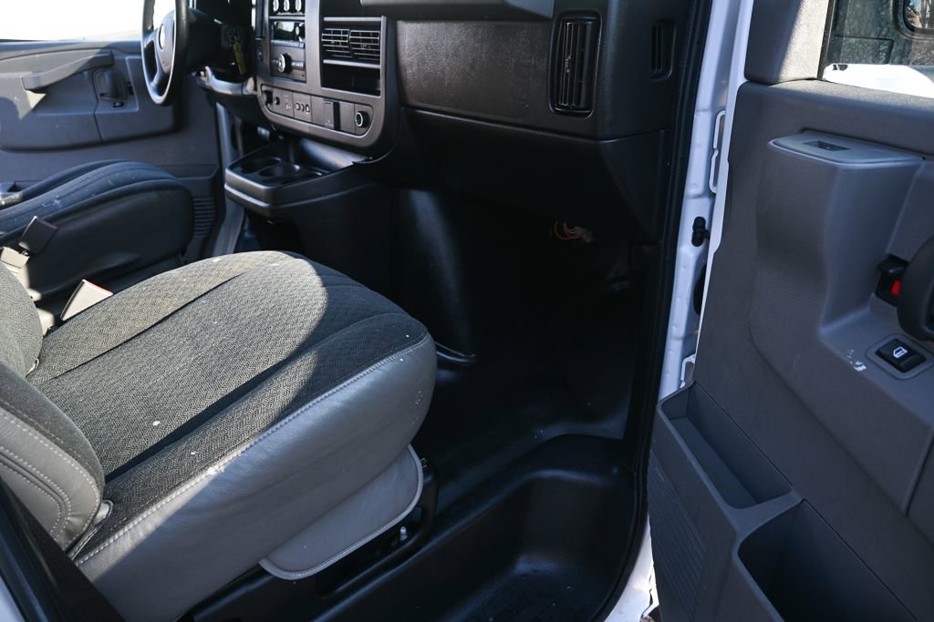 Used 2020 Chevrolet Express 2500 w/ Driver Convenience Package image 18
