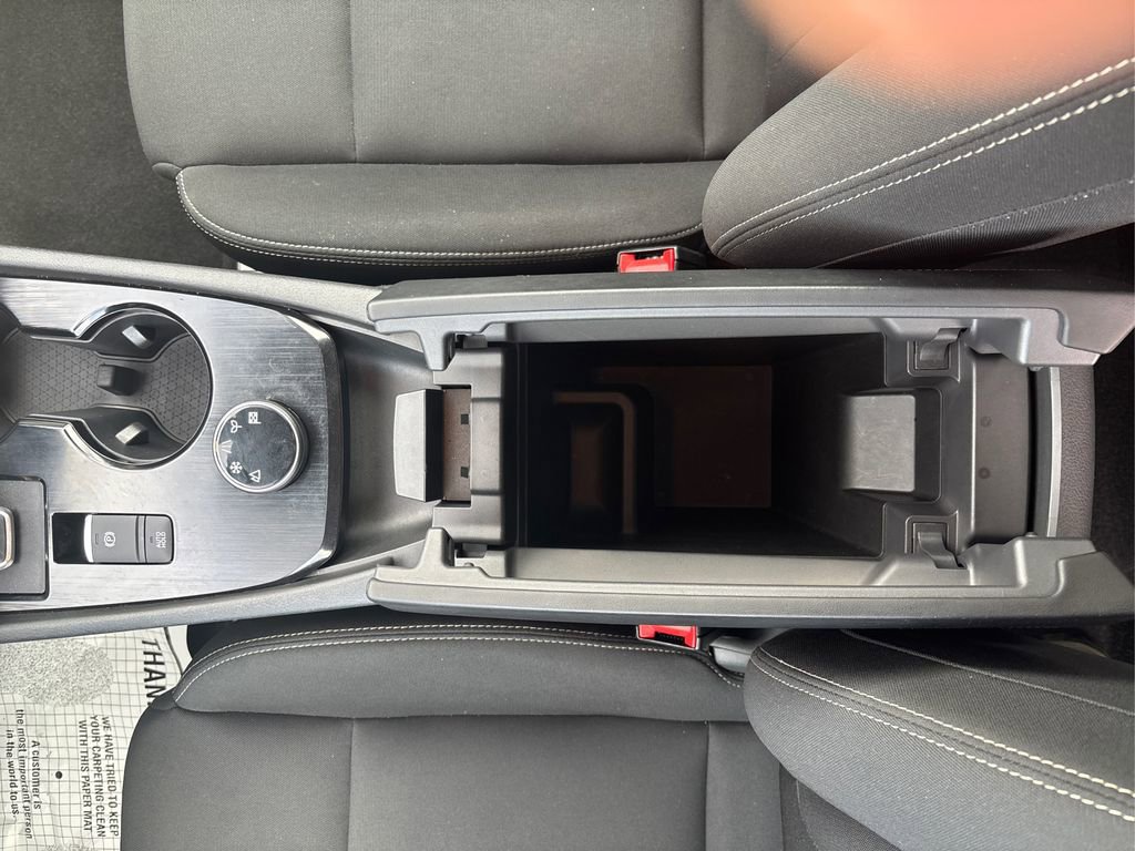 Used 2023 Nissan Rogue S image 20