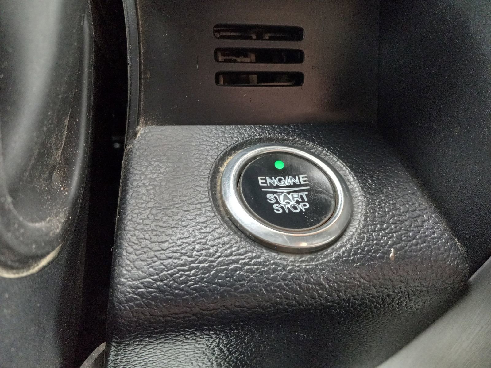 Used 2017 Ford F250 Platinum w/ Platinum Ultimate Package AWD/4WD image 23