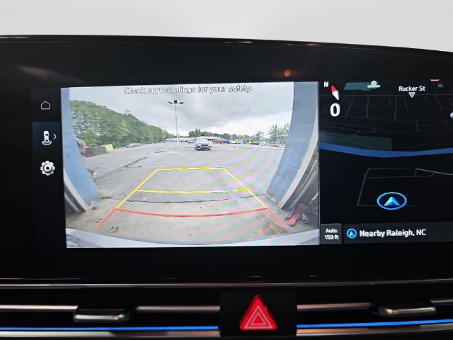 Used 2024 Hyundai Elantra SEL FWD image 24