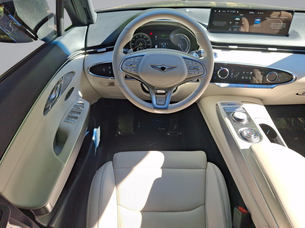 Used 2023 Genesis Electrified GV70 AWD/4WD image 21