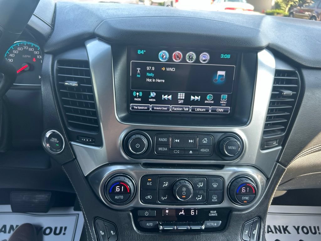 Used 2017 Chevrolet Suburban LT w/ Luxury Package AWD/4WD image 21