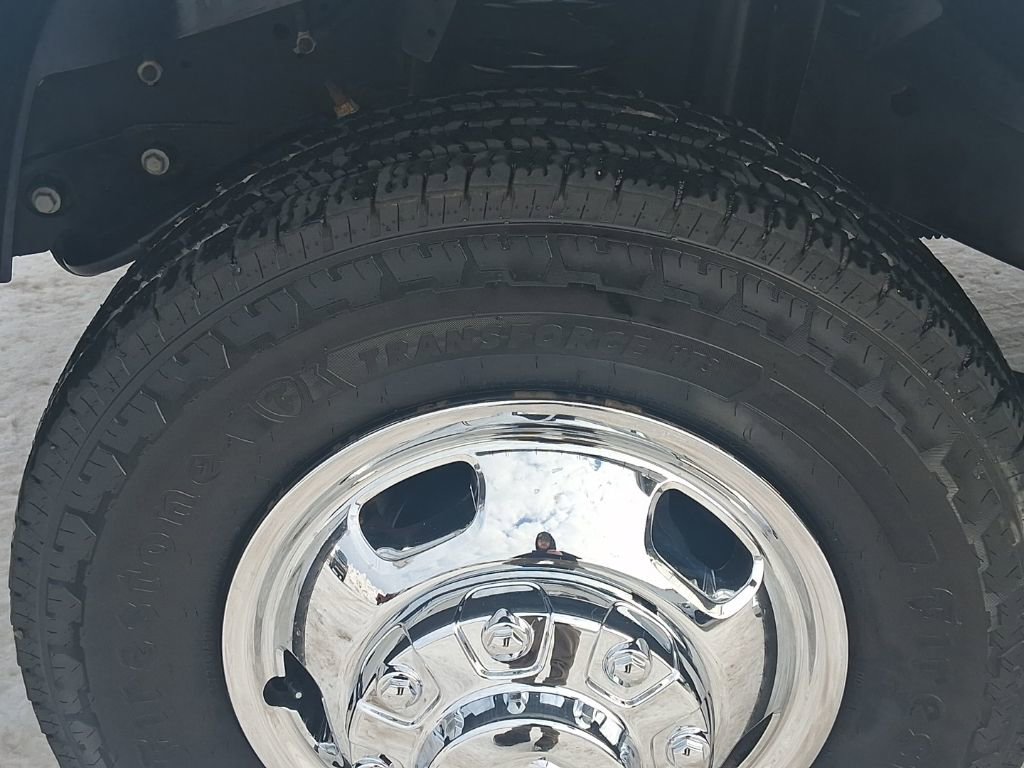 Used 2024 RAM 3500 Big Horn image 12