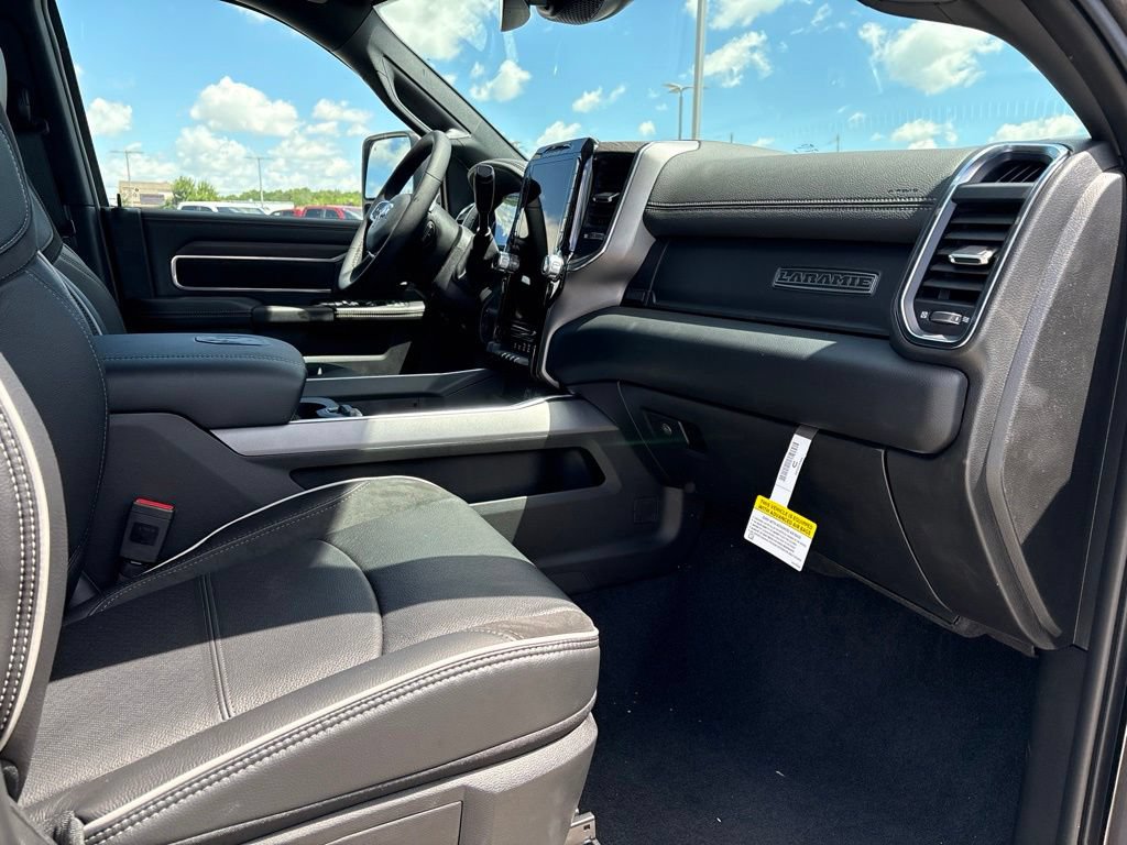 New 2026 RAM 2500 Laramie w/ Night Edition AWD/4WD image 14