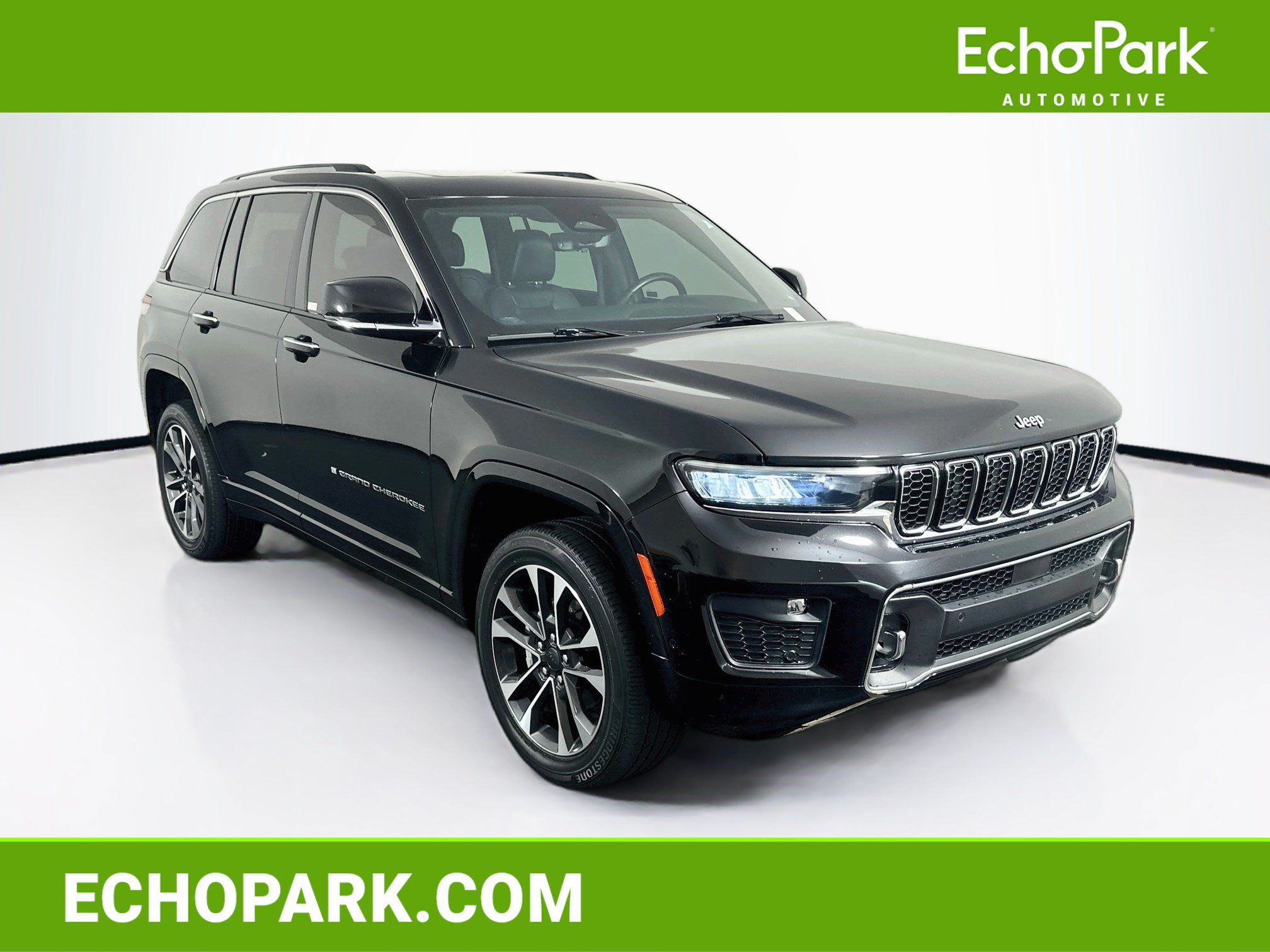Used 2022 Jeep Grand Cherokee Overland w/ Luxury Tech Group IV RWD image 1