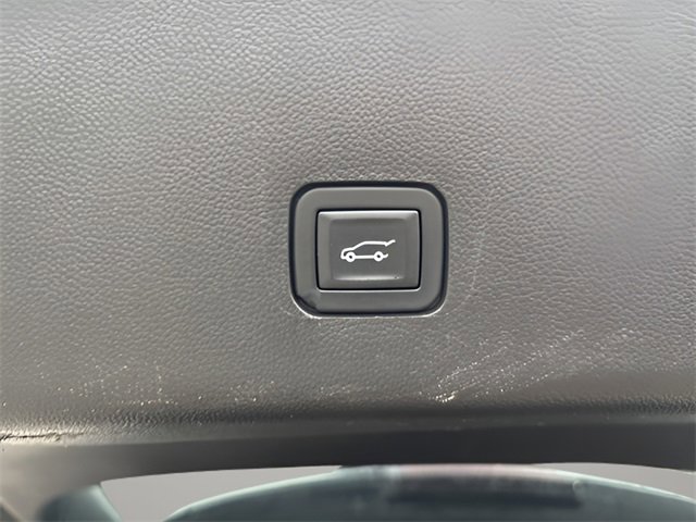 Used 2018 Chevrolet Traverse LT image 19