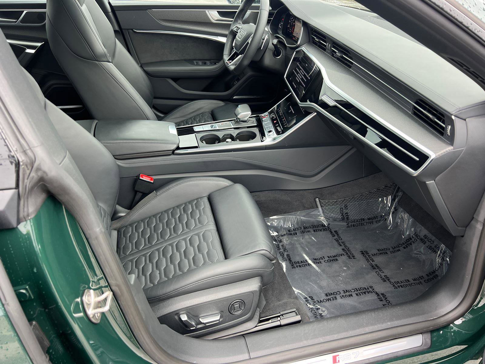 Used 2023 Audi RS 7 Sportback w/ Carbon Optic Package image 13