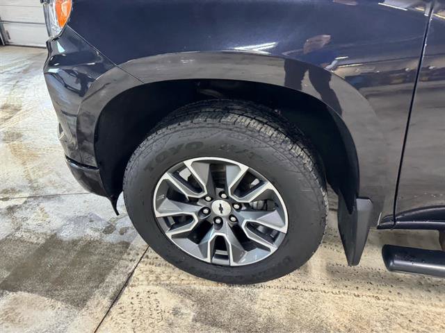 Certified 2023 Chevrolet Silverado 1500 RST AWD/4WD image 10