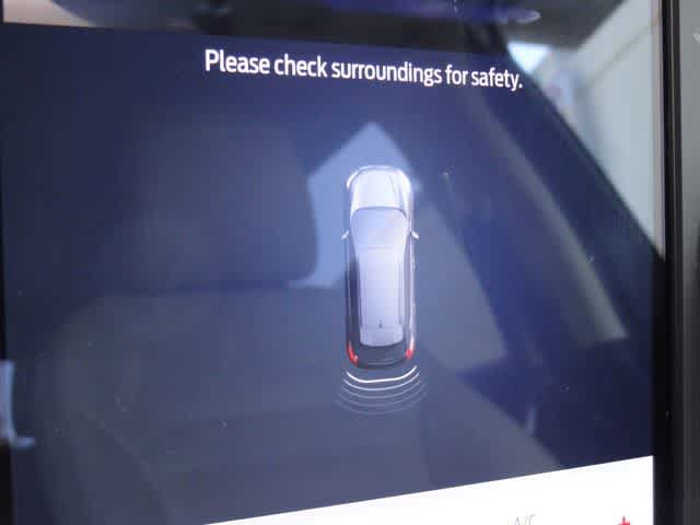Used 2022 Ford Edge SEL w/ Convenience Package AWD/4WD image 25