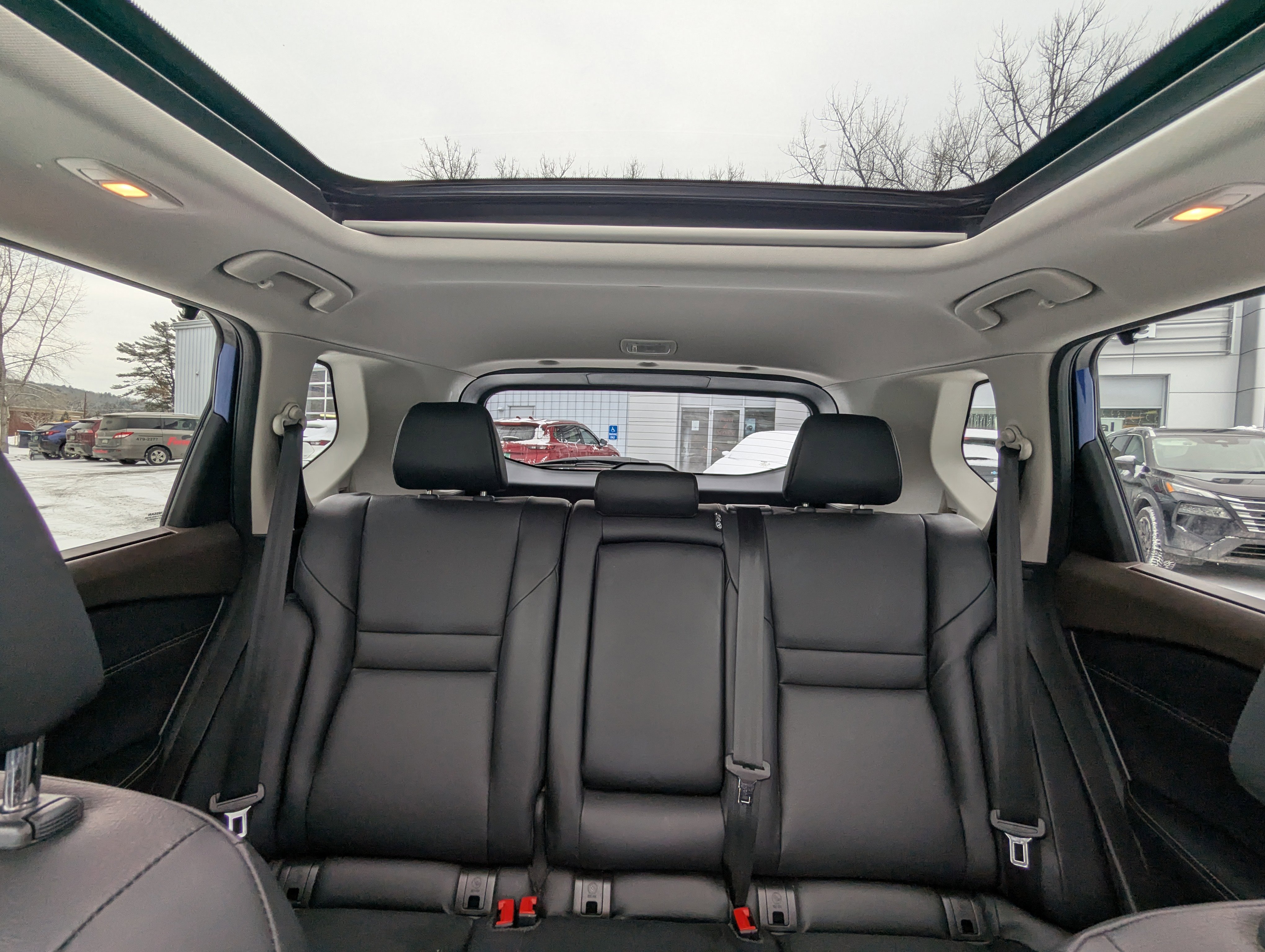 Used 2023 Nissan Rogue SV w/ SV Premium Package image 20