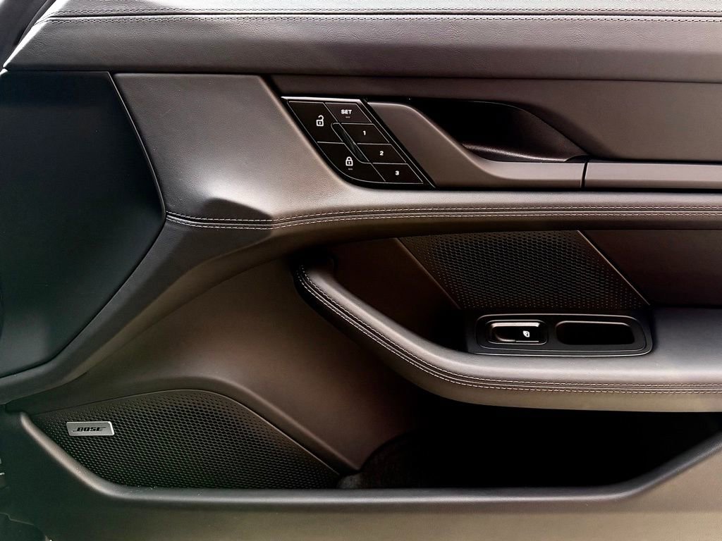 New 2026 Porsche Taycan image 20
