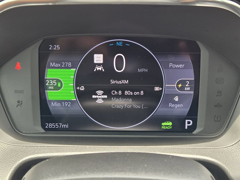 Used 2023 Chevrolet Bolt EUV Premier w/ Sun & Sound Package FWD image 17