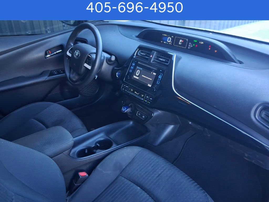 Used 2016 Toyota Prius Two image 7