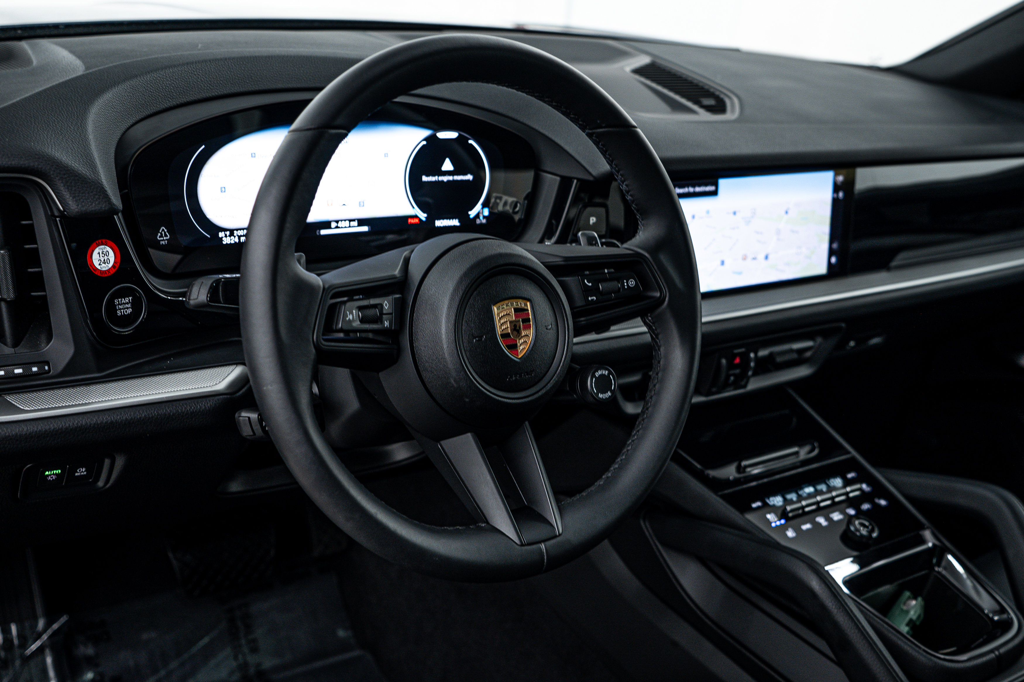 Certified 2025 Porsche Cayenne image 13