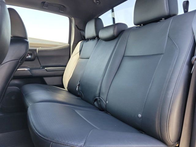 Used 2022 Toyota Tacoma Limited w/ Nightshade Package AWD/4WD image 20