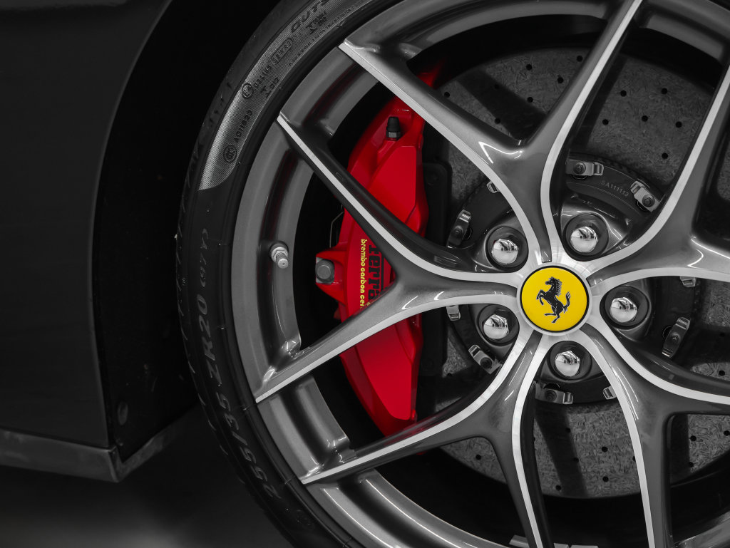 Certified 2017 Ferrari F12 Berlinetta RWD image 13