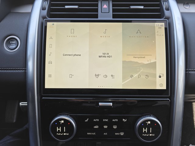 Used 2025 Land Rover Discovery Dynamic SE image 8