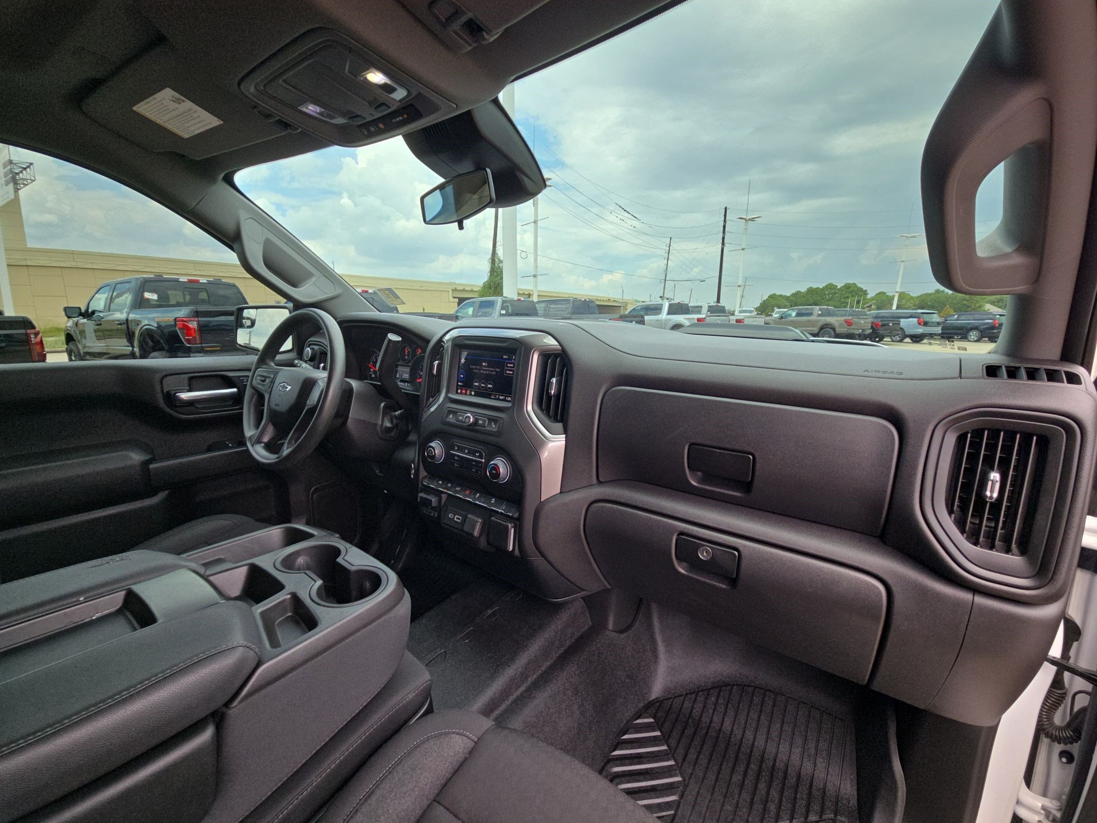 Used 2023 Chevrolet Silverado 1500 Custom Trail Boss AWD/4WD image 31