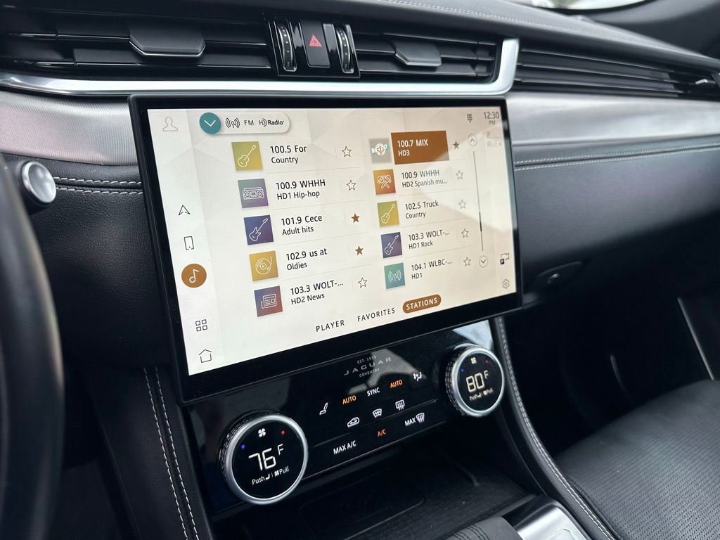 Used 2024 Jaguar F-PACE R-Dynamic S image 23