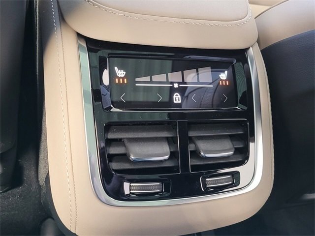 Certified 2026 Volvo XC90 B6 Plus w/ Protection Package image 12