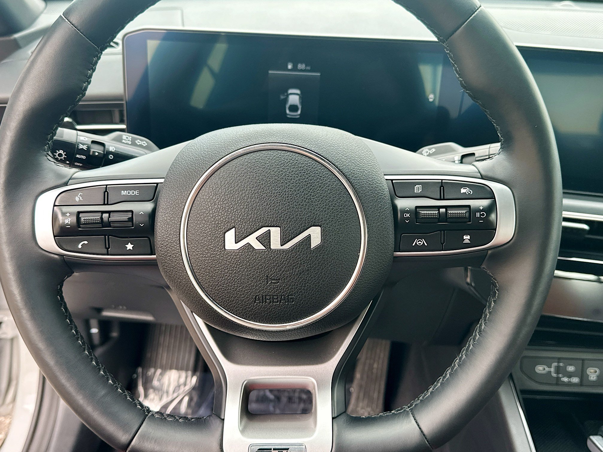 Used 2025 Kia K5 GT-Line w/ GT-Line Premium Package AWD/4WD image 17