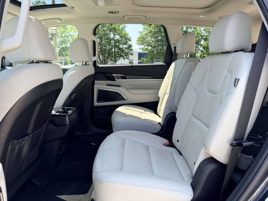 Used 2024 Kia Telluride SX AWD/4WD image 17