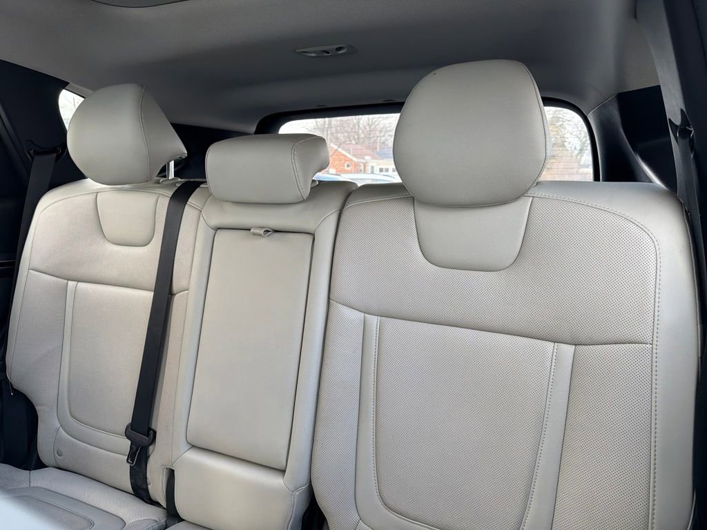 Used 2024 Hyundai Tucson Limited image 37