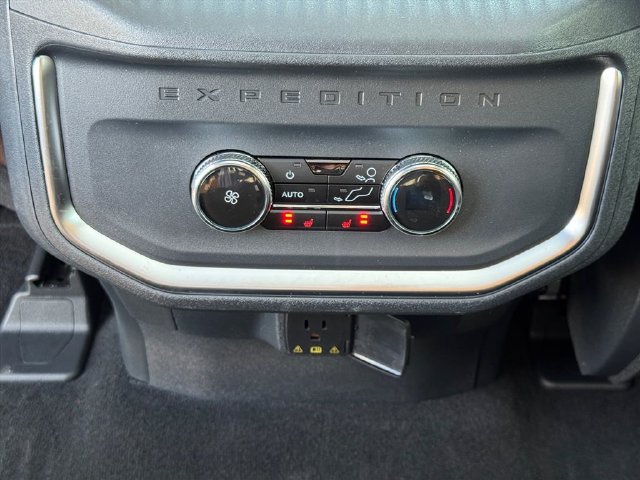 Used 2026 Ford Expedition King Ranch AWD/4WD image 16