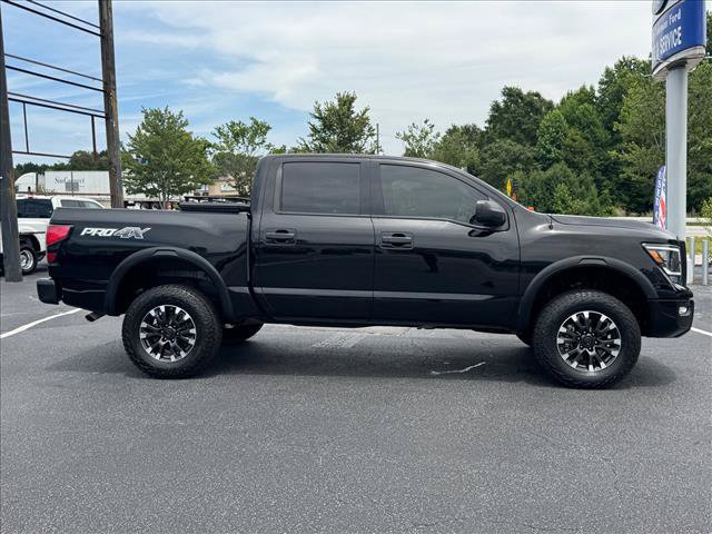 Used 2021 Nissan Titan PRO-4X AWD/4WD image 3