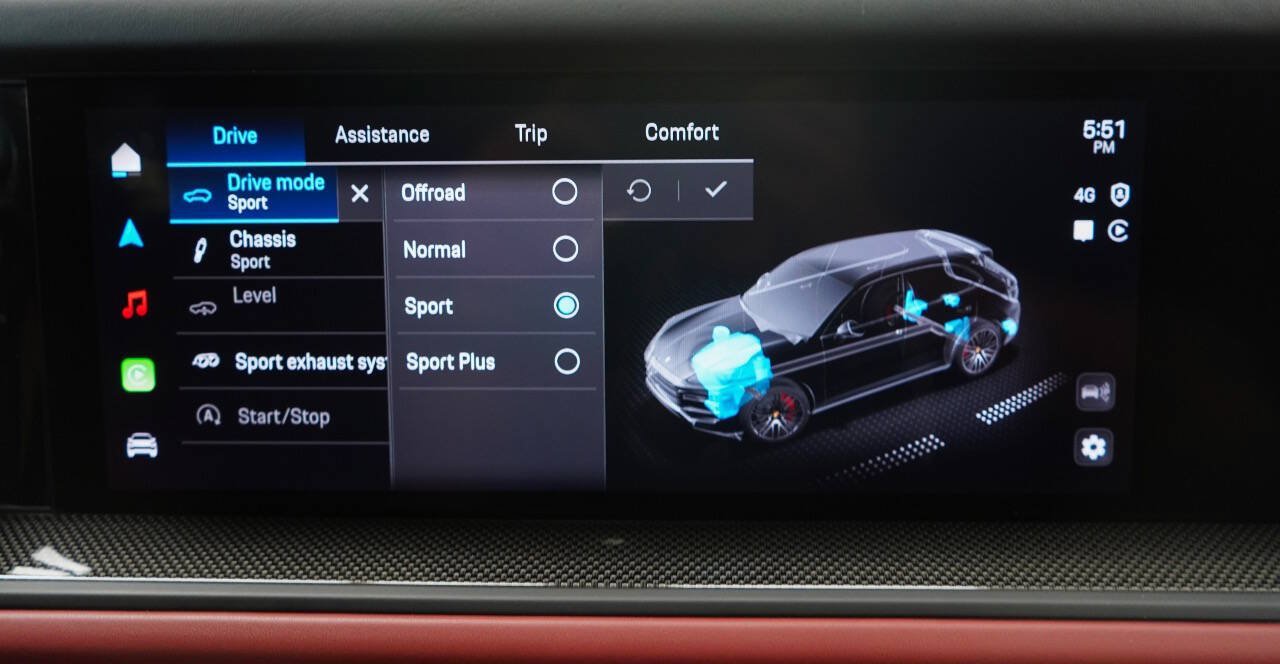 Used 2025 Porsche Cayenne GTS AWD/4WD image 87
