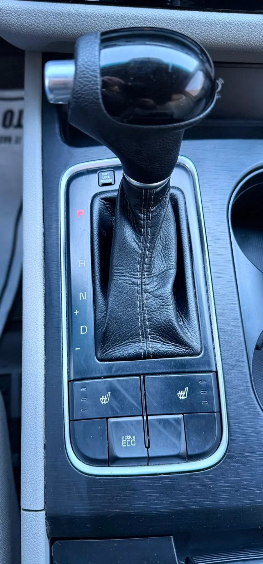 Used 2015 Kia Sedona LX w/ LX Convenience Package image 21