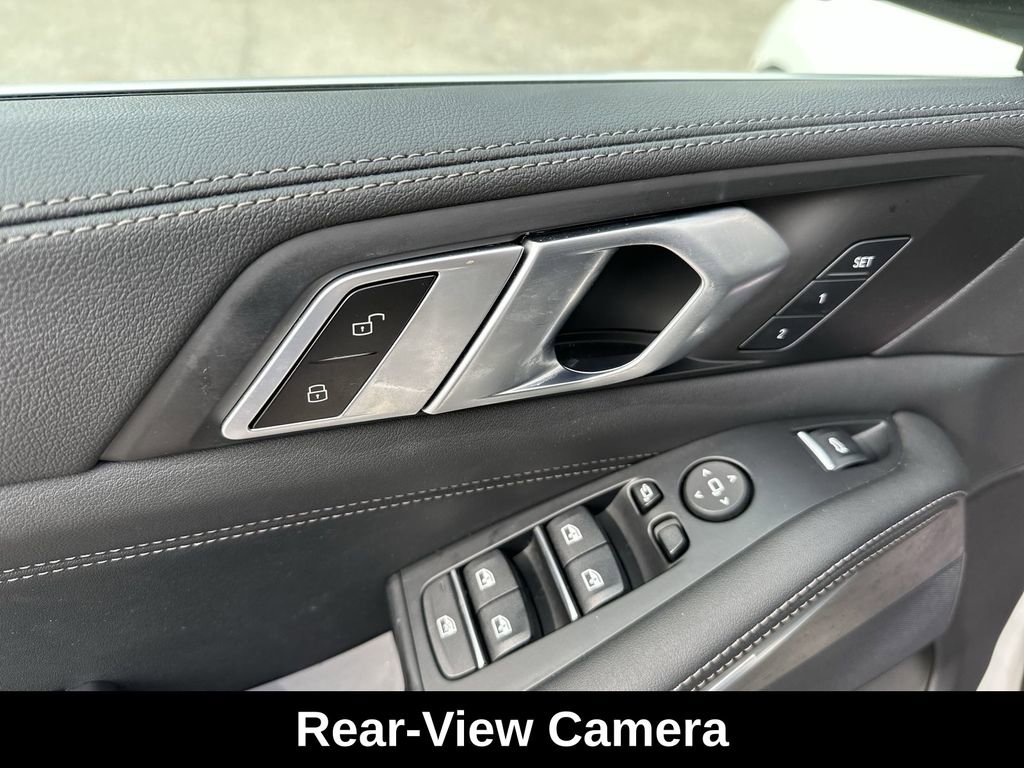 Used 2023 BMW X5 xDrive40i w/ Premium Package image 18