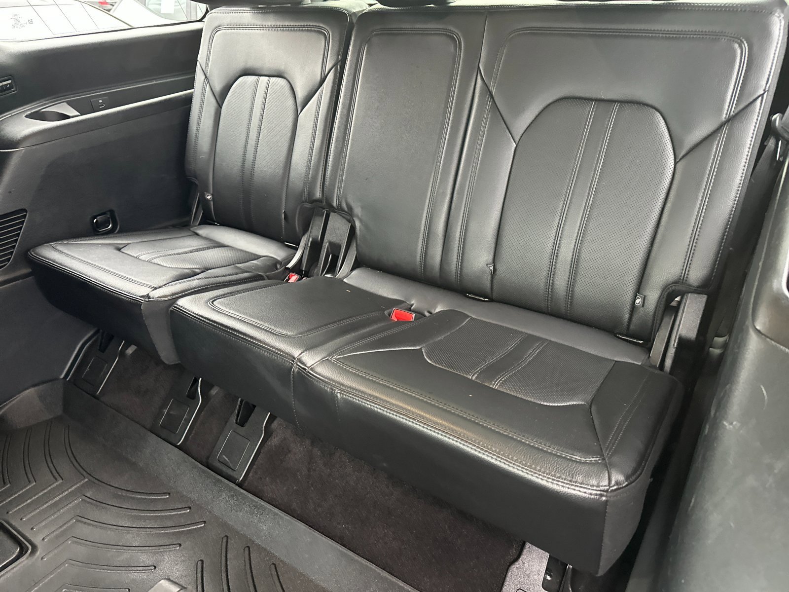 Used 2020 Ford Expedition Limited image 15