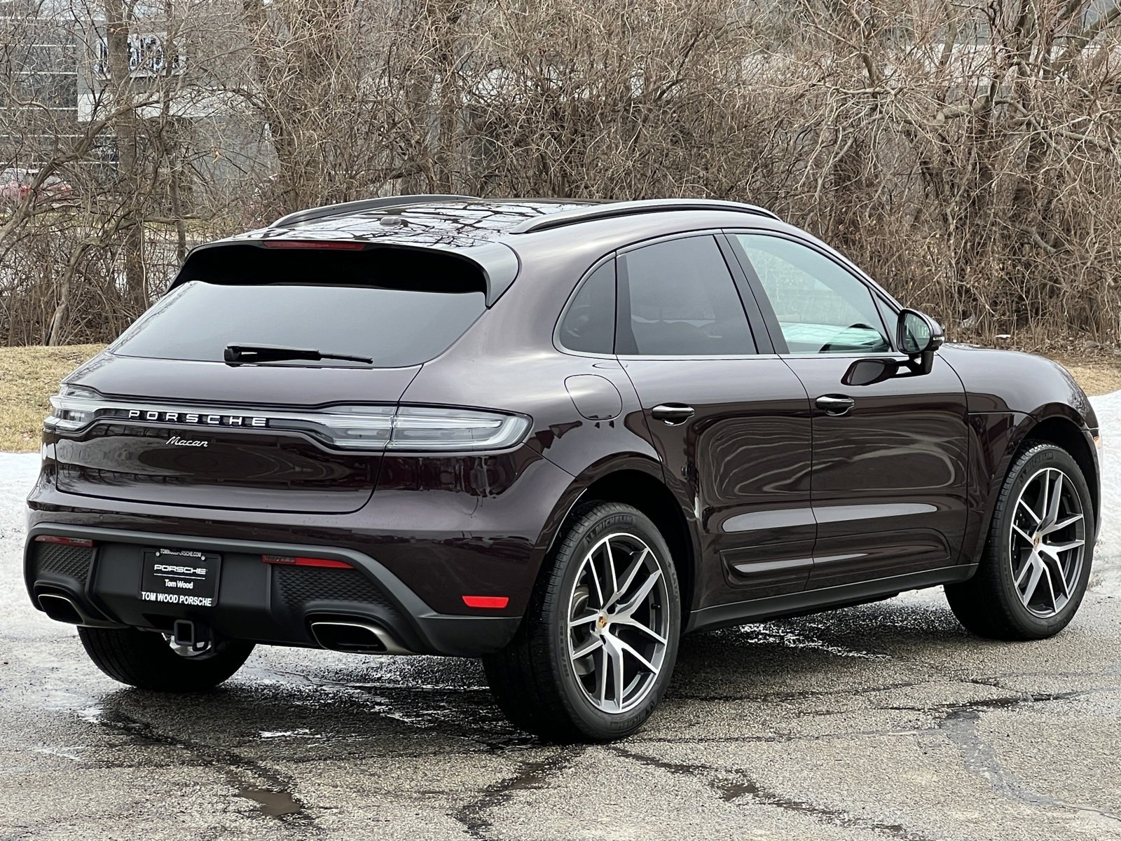 Certified 2025 Porsche Macan image 6