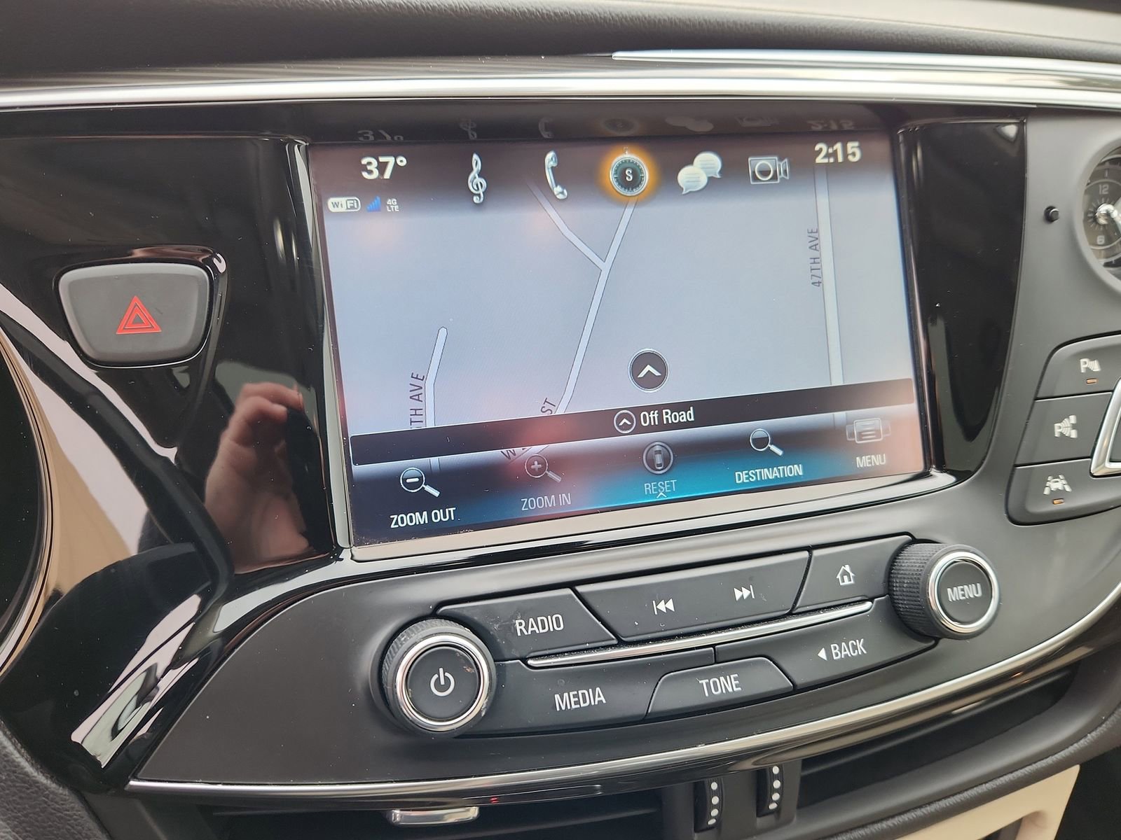 Used 2019 Buick Envision Premium w/ Driver Confidence Package image 23