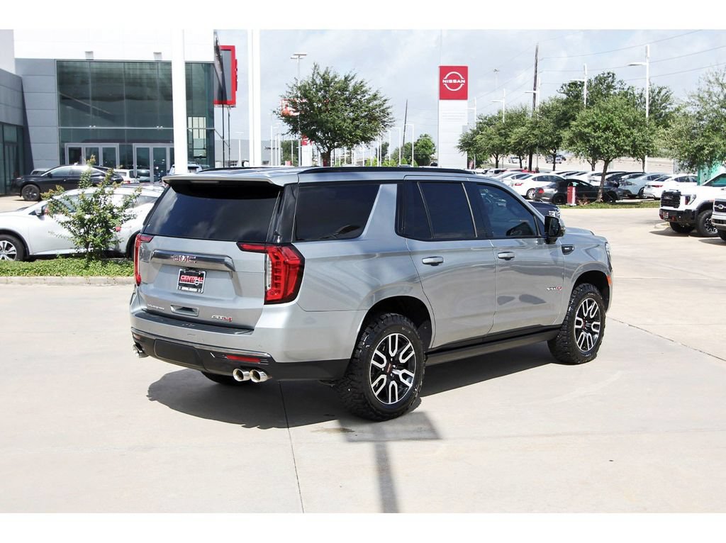Used 2024 GMC Yukon AT4 w/ AT4 Premium Package AWD/4WD image 4