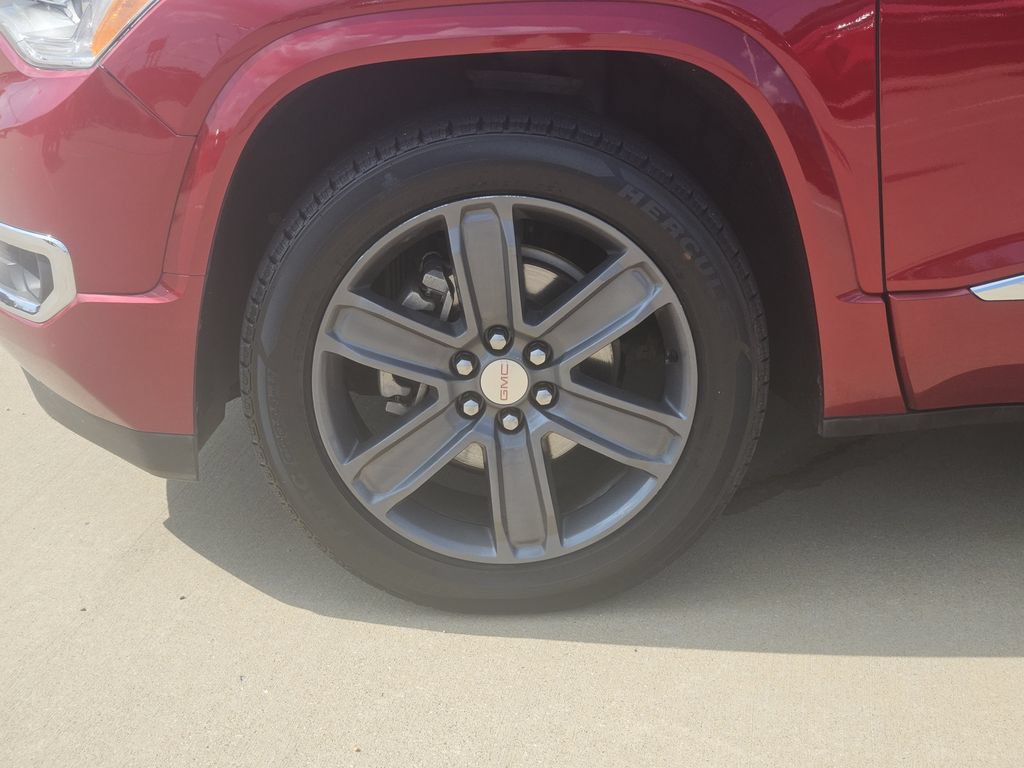 Used 2019 GMC Acadia Denali w/ Technology Package AWD/4WD image 16