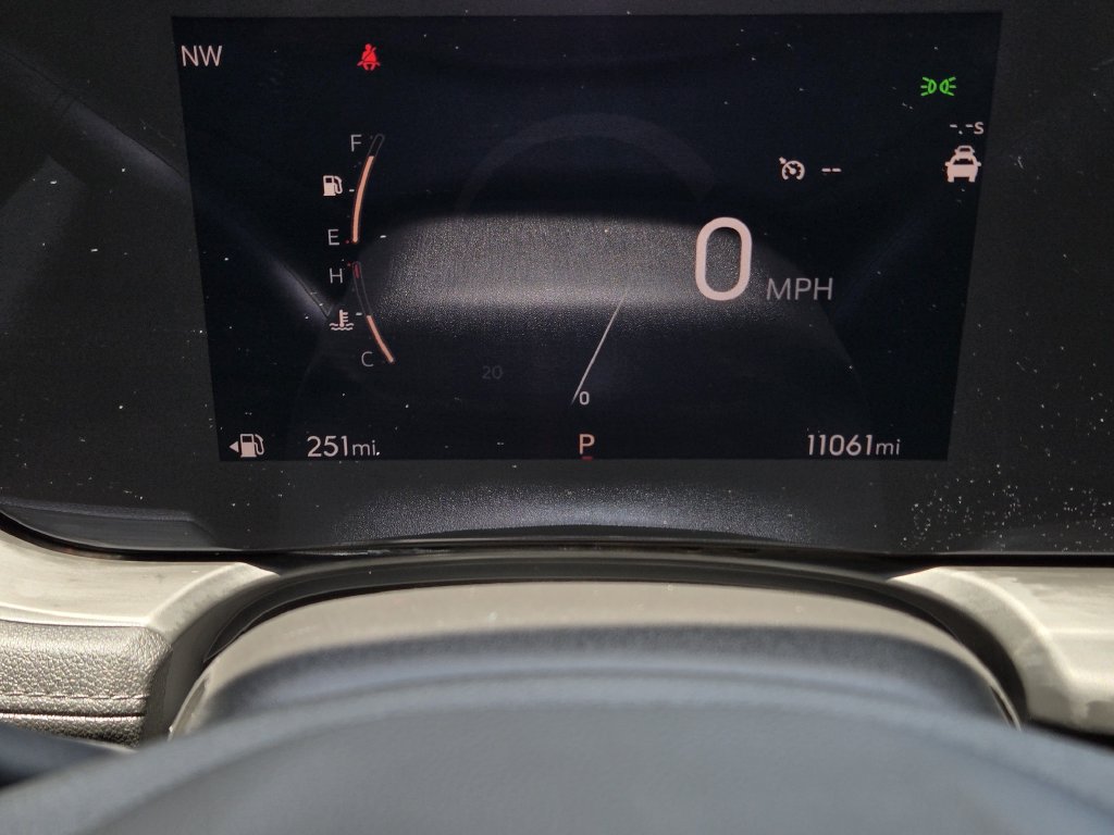 Used 2025 Buick Encore GX Sport Touring w/ Experience Buick Package FWD image 6
