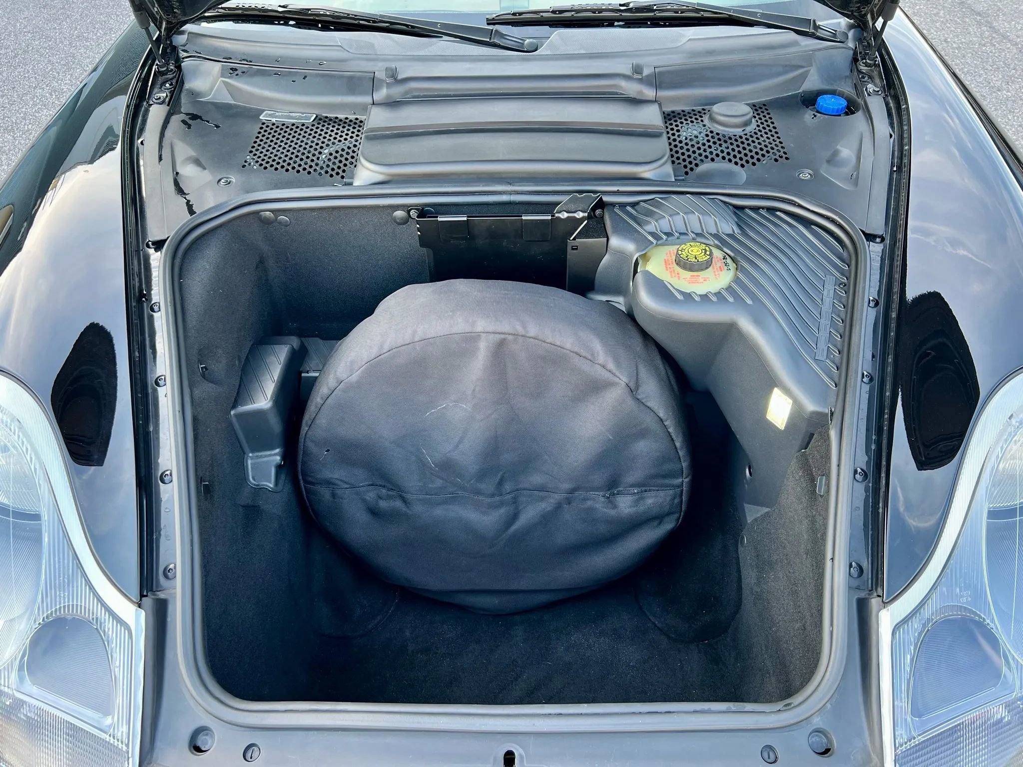 Used 2004 Porsche Boxster image 10