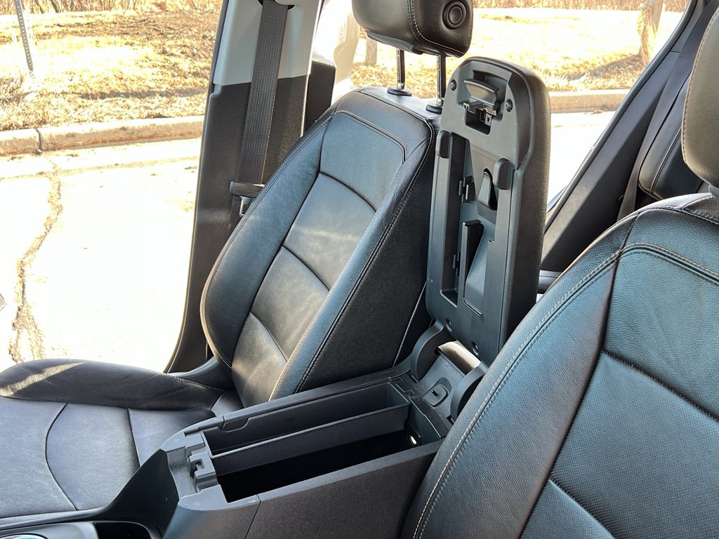 Used 2020 Chevrolet Equinox LT w/ Midnight Edition image 18