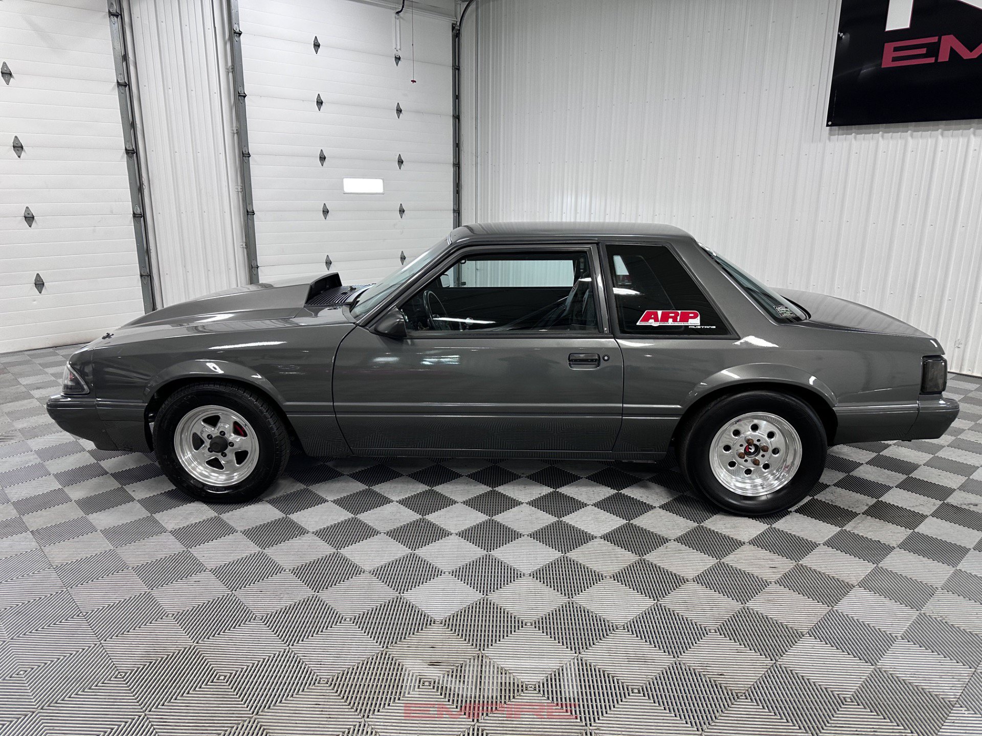 Used 1988 Ford Mustang LX RWD image 2