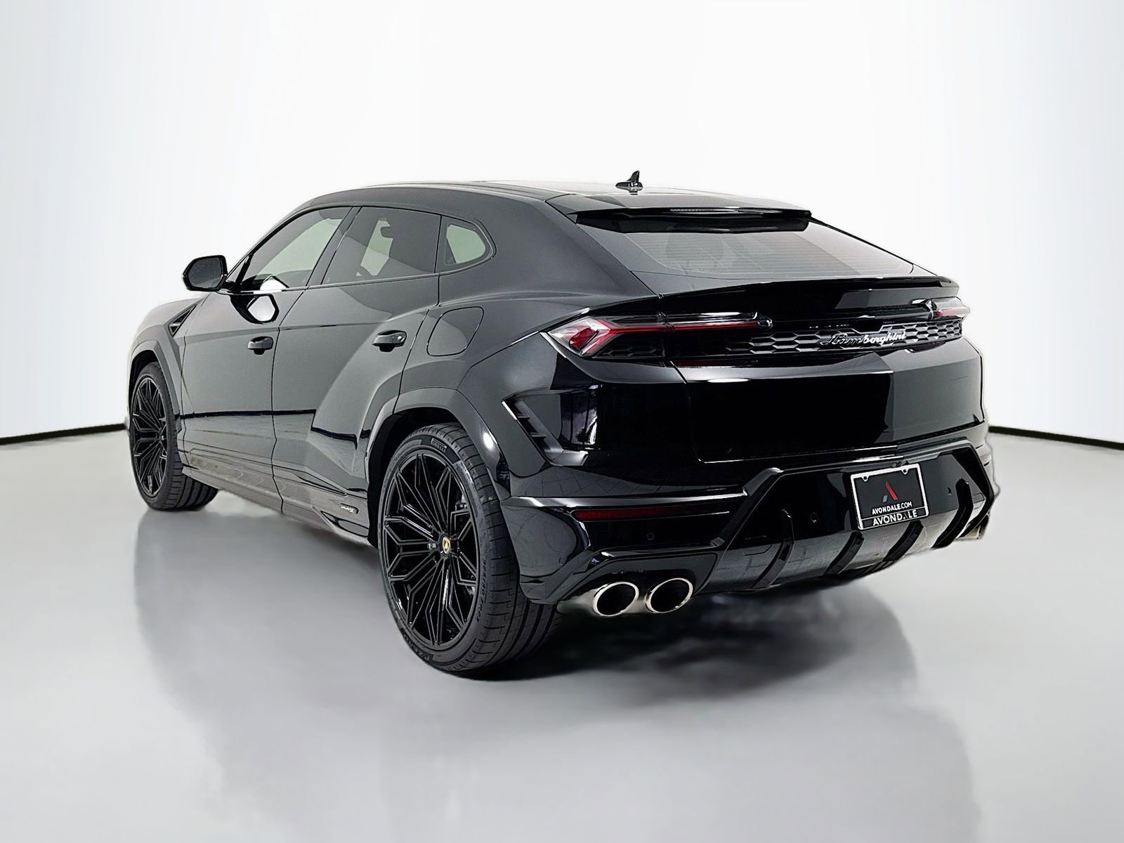 Used 2025 Lamborghini Urus SE image 5