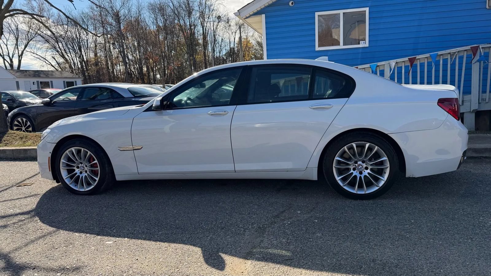 Used 2013 BMW 750i xDrive AWD/4WD image 9