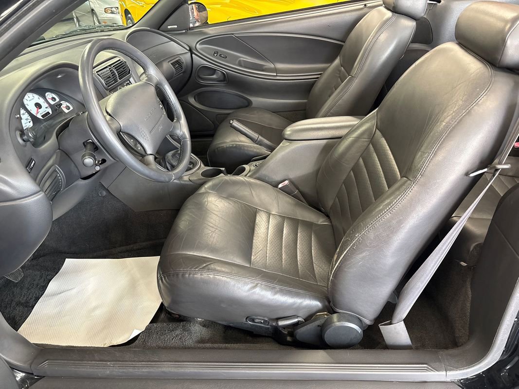 Used 1999 Ford Mustang Cobra RWD image 38