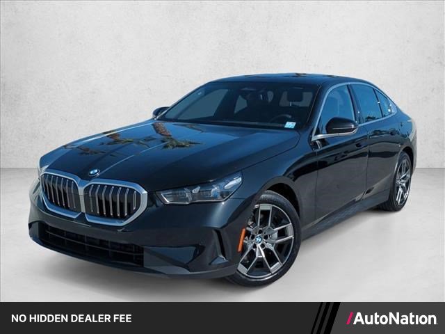 Used 2026 BMW 540i xDrive w/ Premium Package AWD/4WD image 1