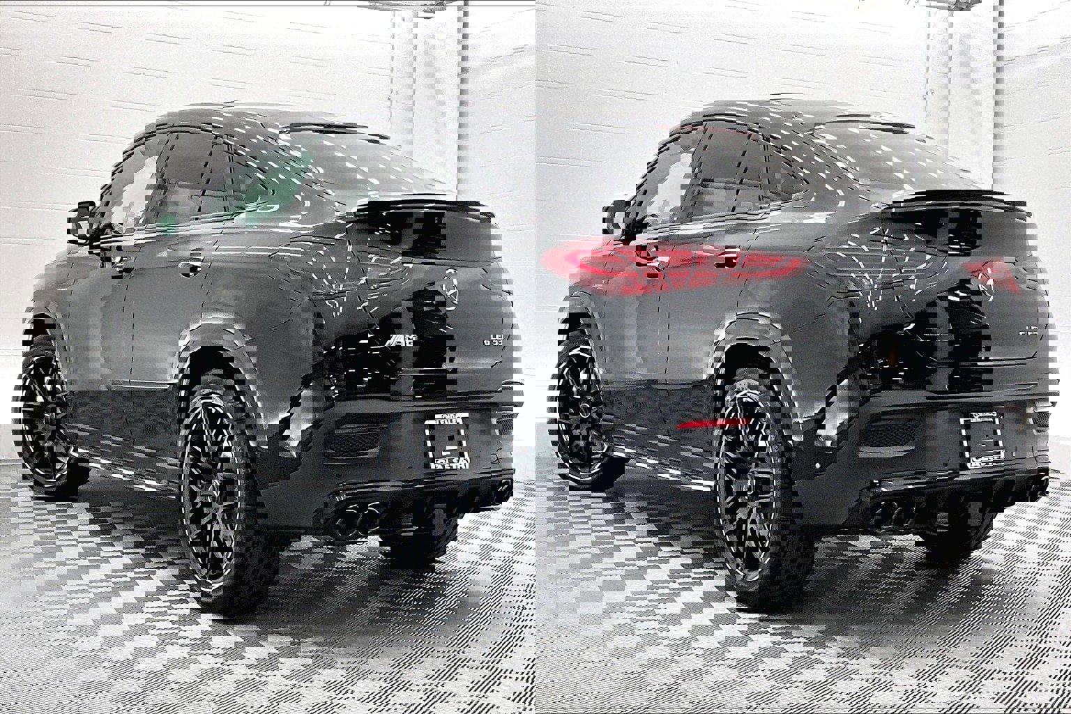 New 2026 Mercedes-Benz GLE 53 AMG 4MATIC image 2