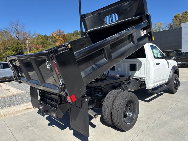 New 2026 RAM 5500 Tradesman image 27